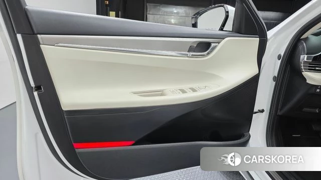 Hyundai The New Grandeur IG Hybrid id 4683017 из Кореи 16