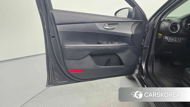 Kia Come New K3 id 4677204 из Кореи 16
