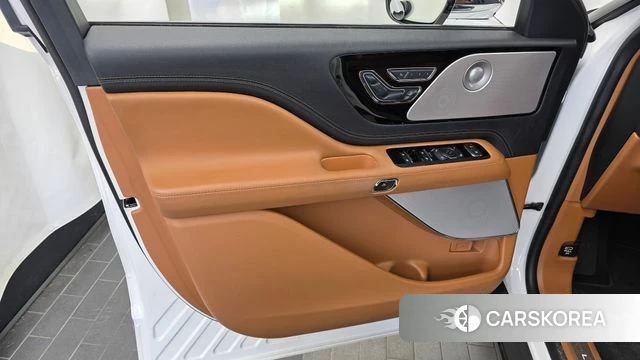 Lincoln Aviator 2nd generation id 4725968 из Кореи 16