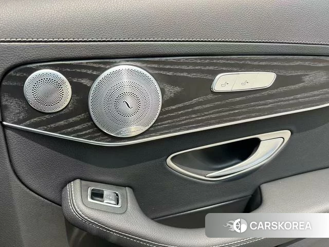 Mercedes-Benz Class C id 4328445 из Китая 16
