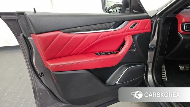 Maserati Levante id 4446924 из Кореи 16