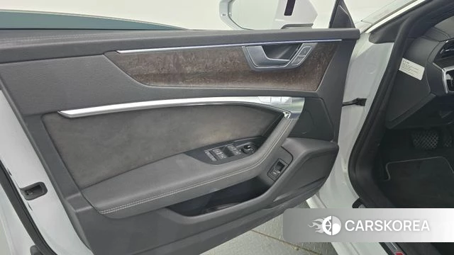 Audi A7 (4K) id 4331189 из Кореи 16