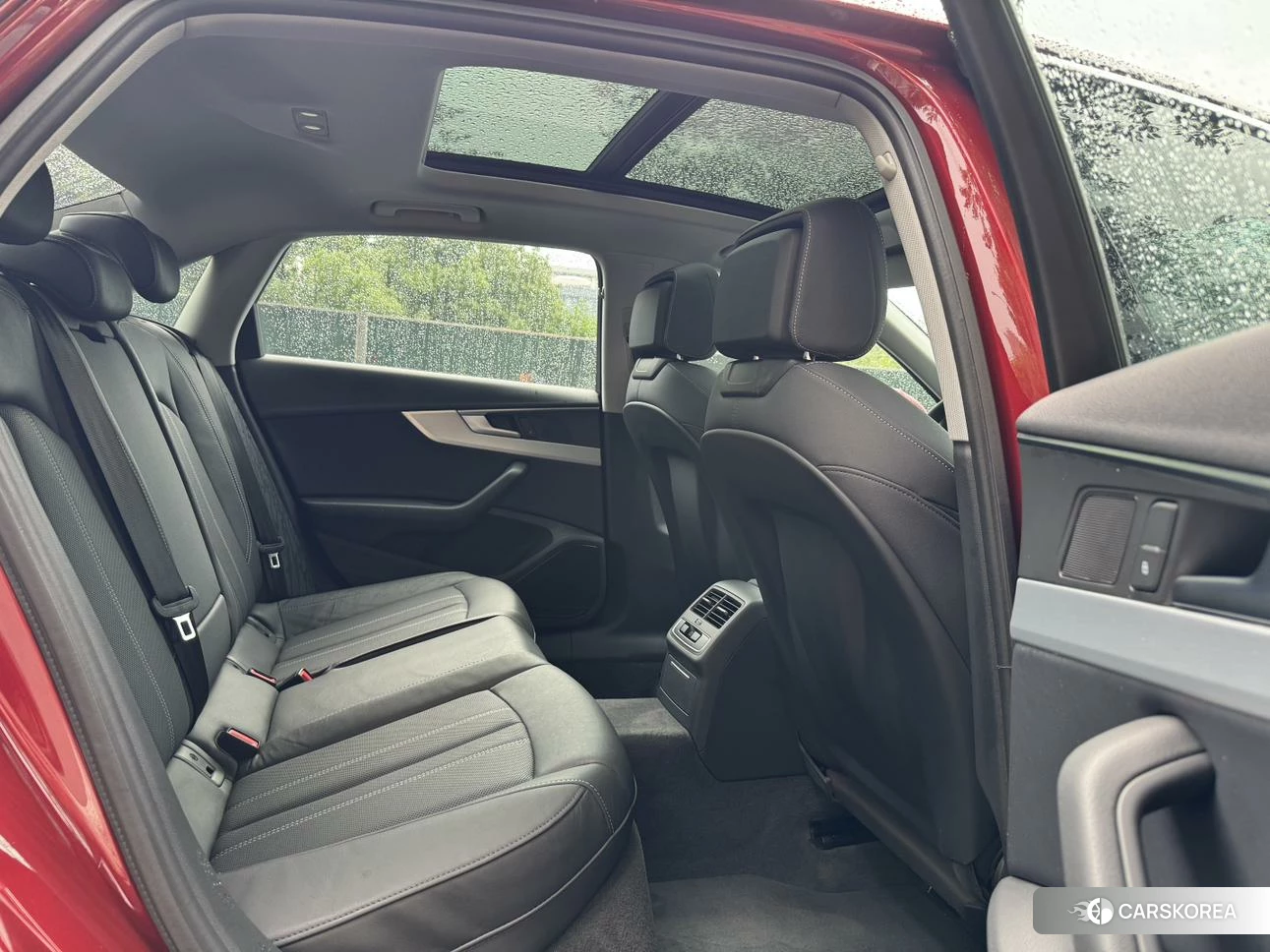Audi A4L id 4467617 из Китая 16
