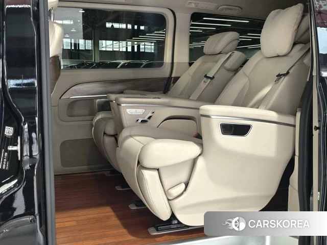 Mercedes-Benz V-class id 4264969 из Китая 16