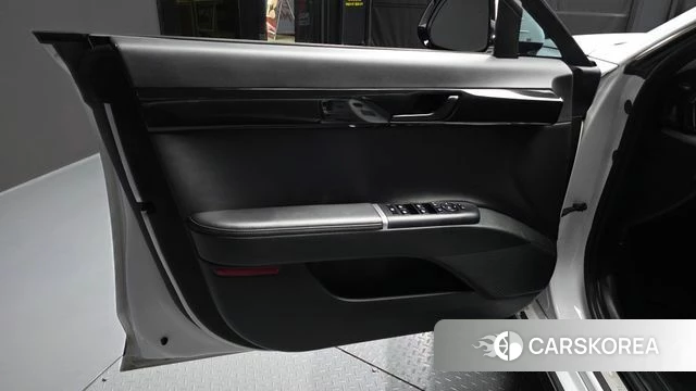 Hyundai Grandeur (GN7) id 4382248 из Кореи 16