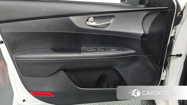 Kia Come New K3 id 4459613 из Кореи 16