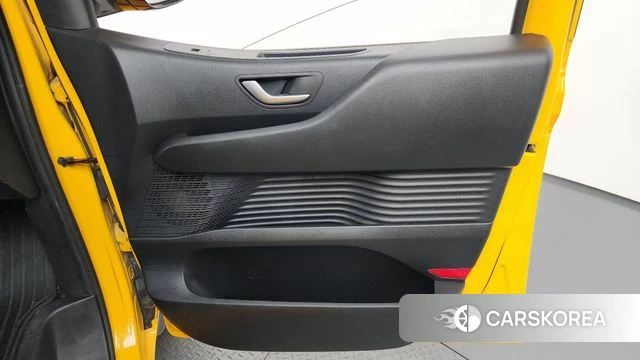 Hyundai Staria id 4408852 из Кореи 16