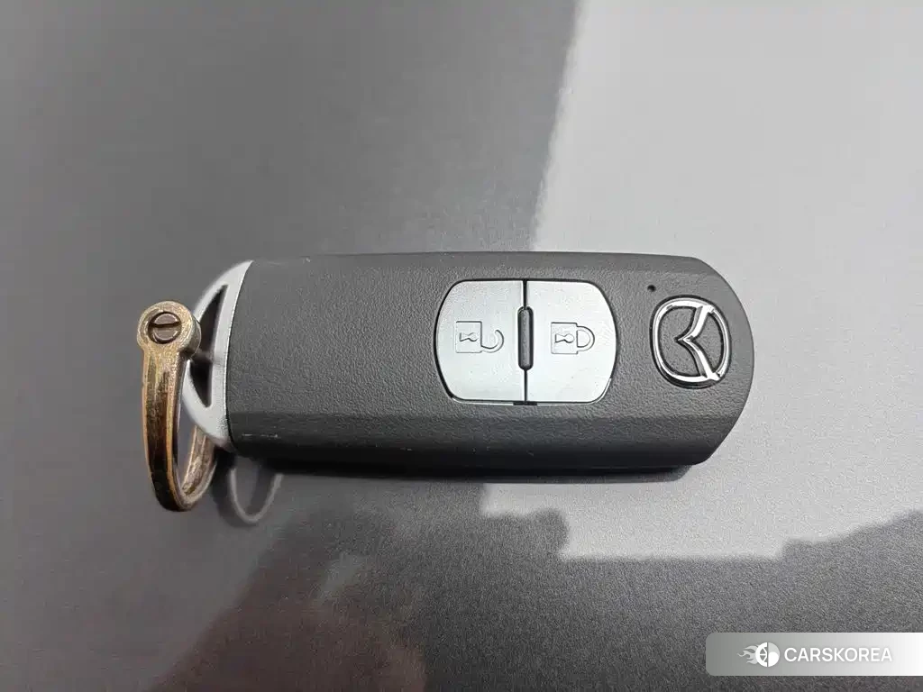 Mazda CX-5 id 4685871 из Китая 16