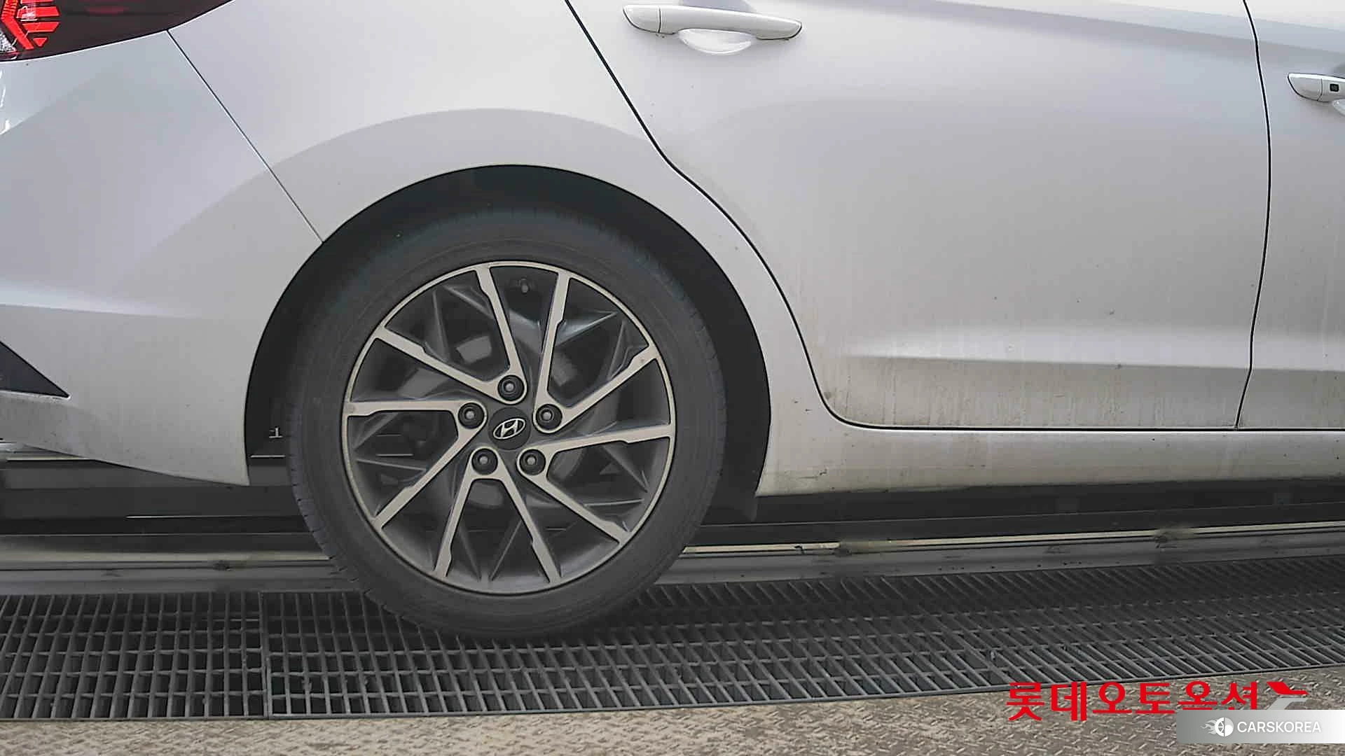 Hyundai Avante id 3869255 из Кореи 16