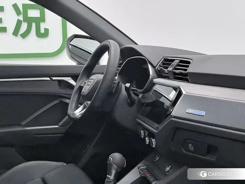 Audi Q3 id 4629547 из Китая 16