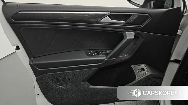 Volkswagen Tiguan Allspace id 4881756 из Кореи 16