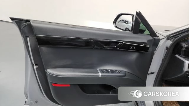 Hyundai Grandeur (GN7) id 4329768 из Кореи 16
