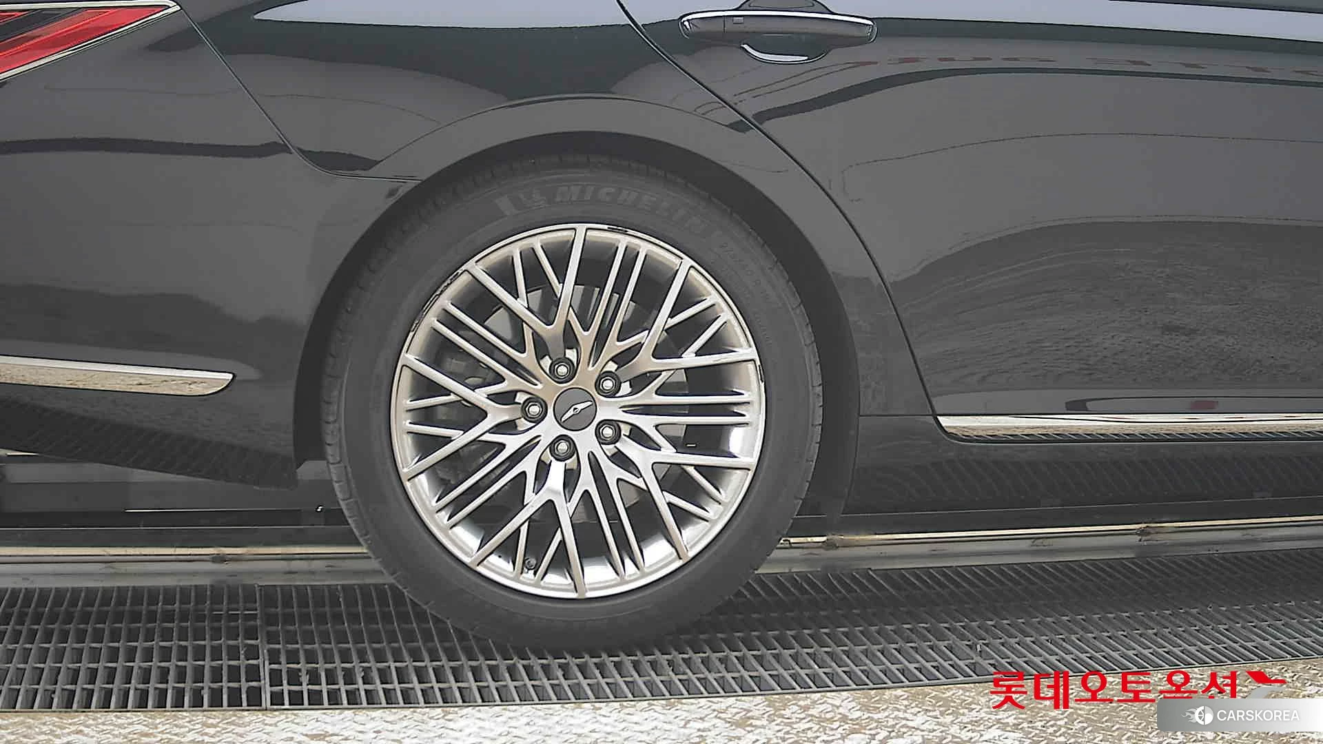 Hyundai G90 id 3888352 из Кореи 16