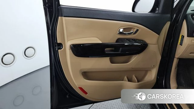 Kia The New Carnival id 4605356 из Кореи 16