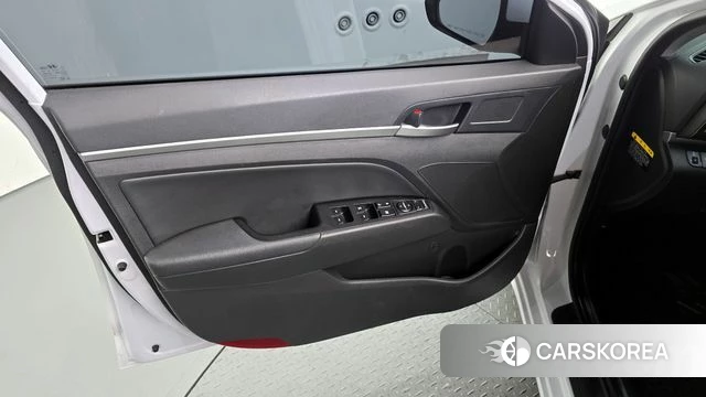 Hyundai The New Avante AD id 4356468 из Кореи 16