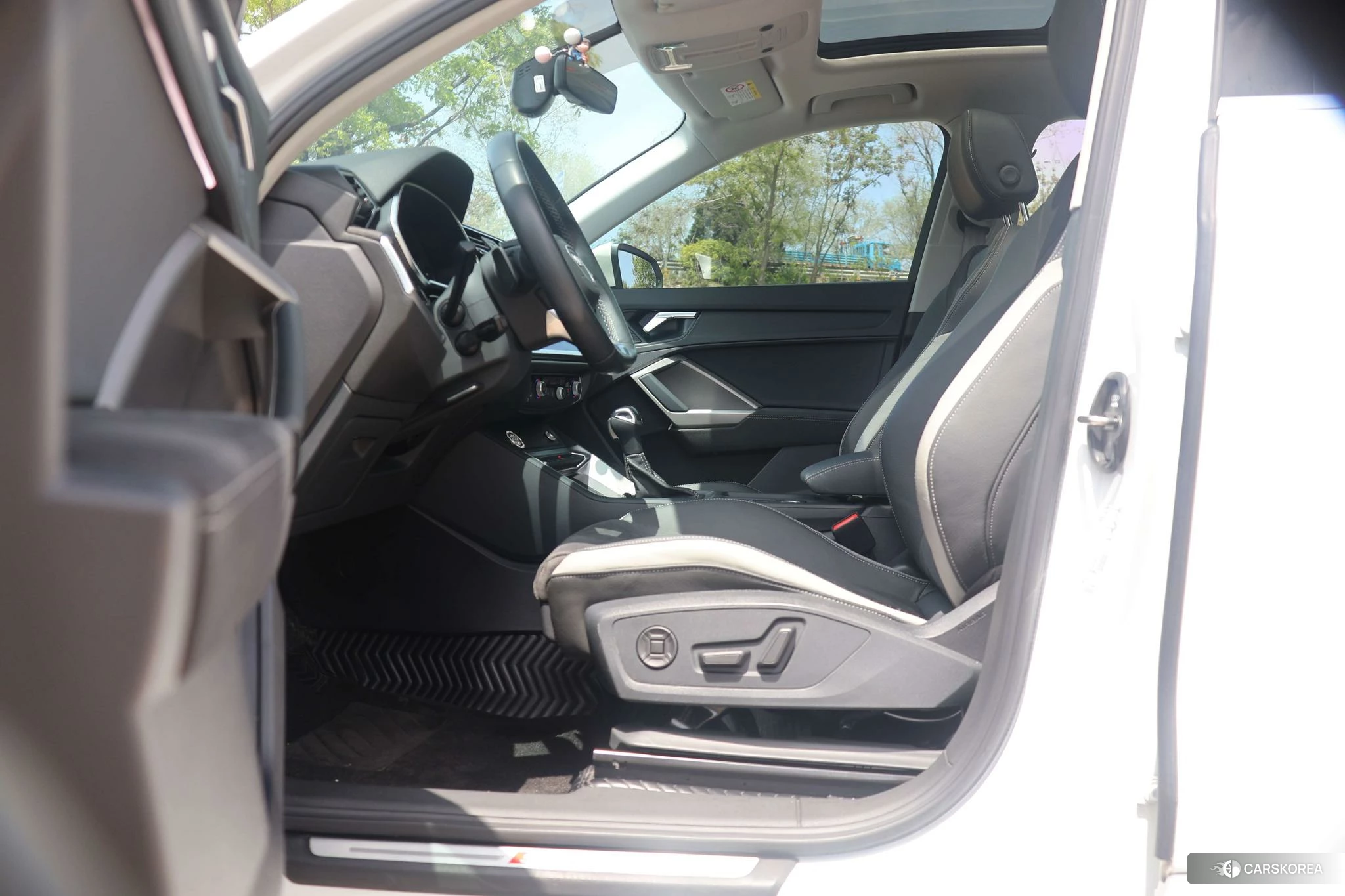 Audi Q3 id 4479241 из Китая 16