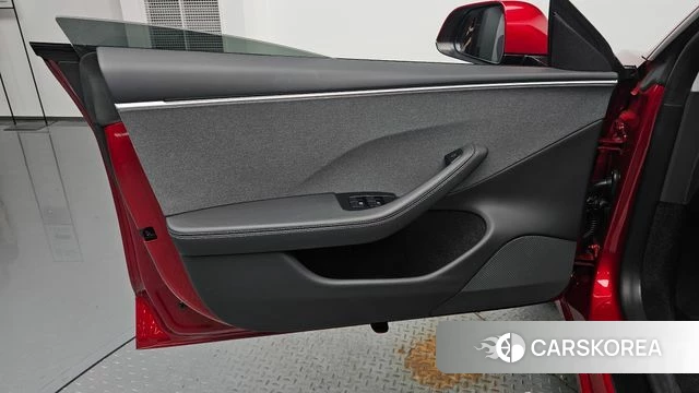 Tesla Model 3 id 4493682 из Кореи 16