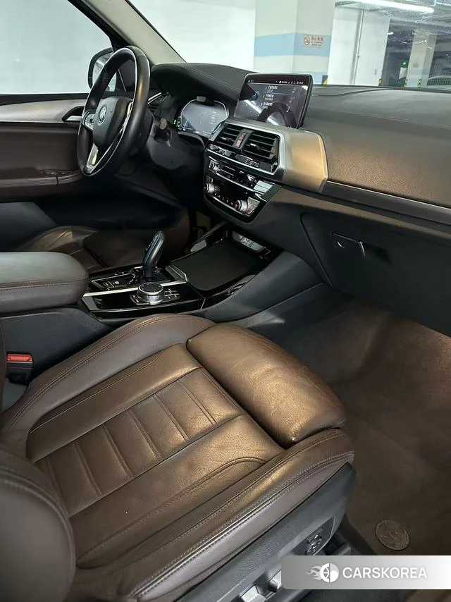 BMW iX3 id 4257222 из Китая 16