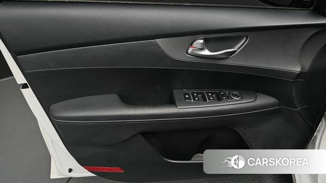 Kia Come New K3 id 4930725 из Кореи 16