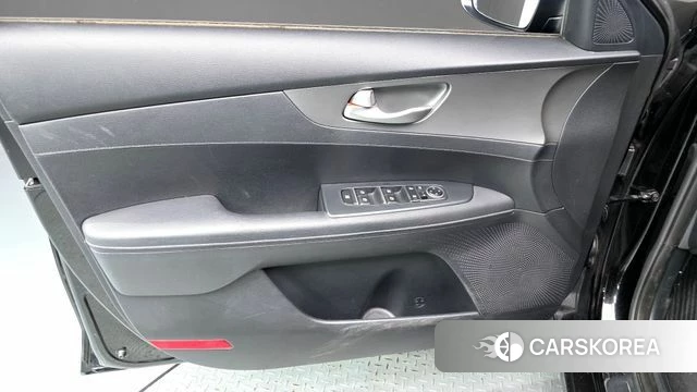 Kia Come New K3 id 4496800 из Кореи 16