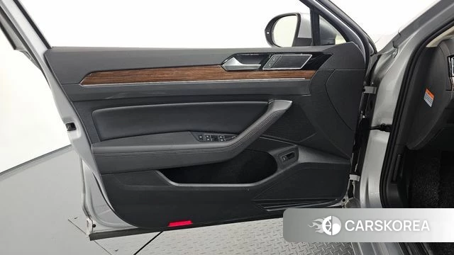 Volkswagen Passat GT (B8) id 4269453 из Кореи 16