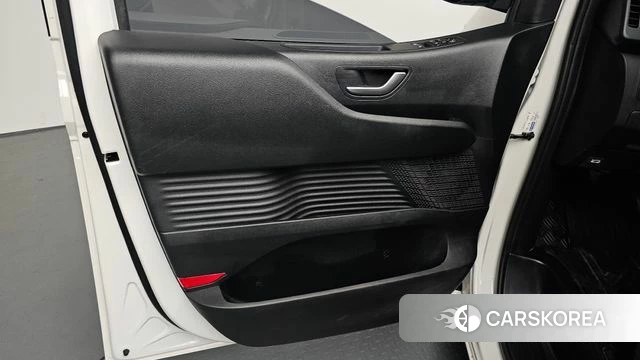 Hyundai Staria id 4571113 из Кореи 16