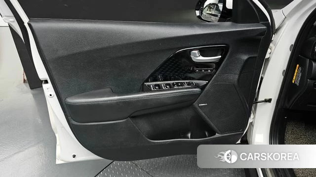 Kia Niro EV id 4662915 из Кореи 16