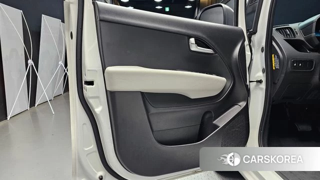 Kia The New Kia Ray EV id 4630587 из Кореи 16