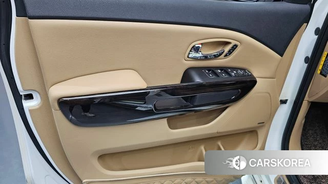 Kia The New Carnival id 4465416 из Кореи 16