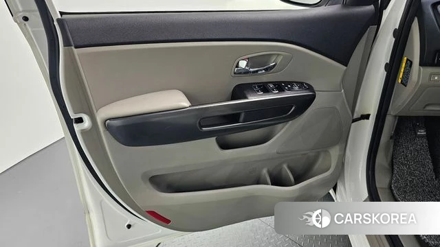 Kia The New Carnival id 4574234 из Кореи 16