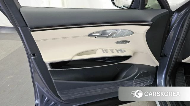 Genesis GV70 id 4302217 из Кореи 16