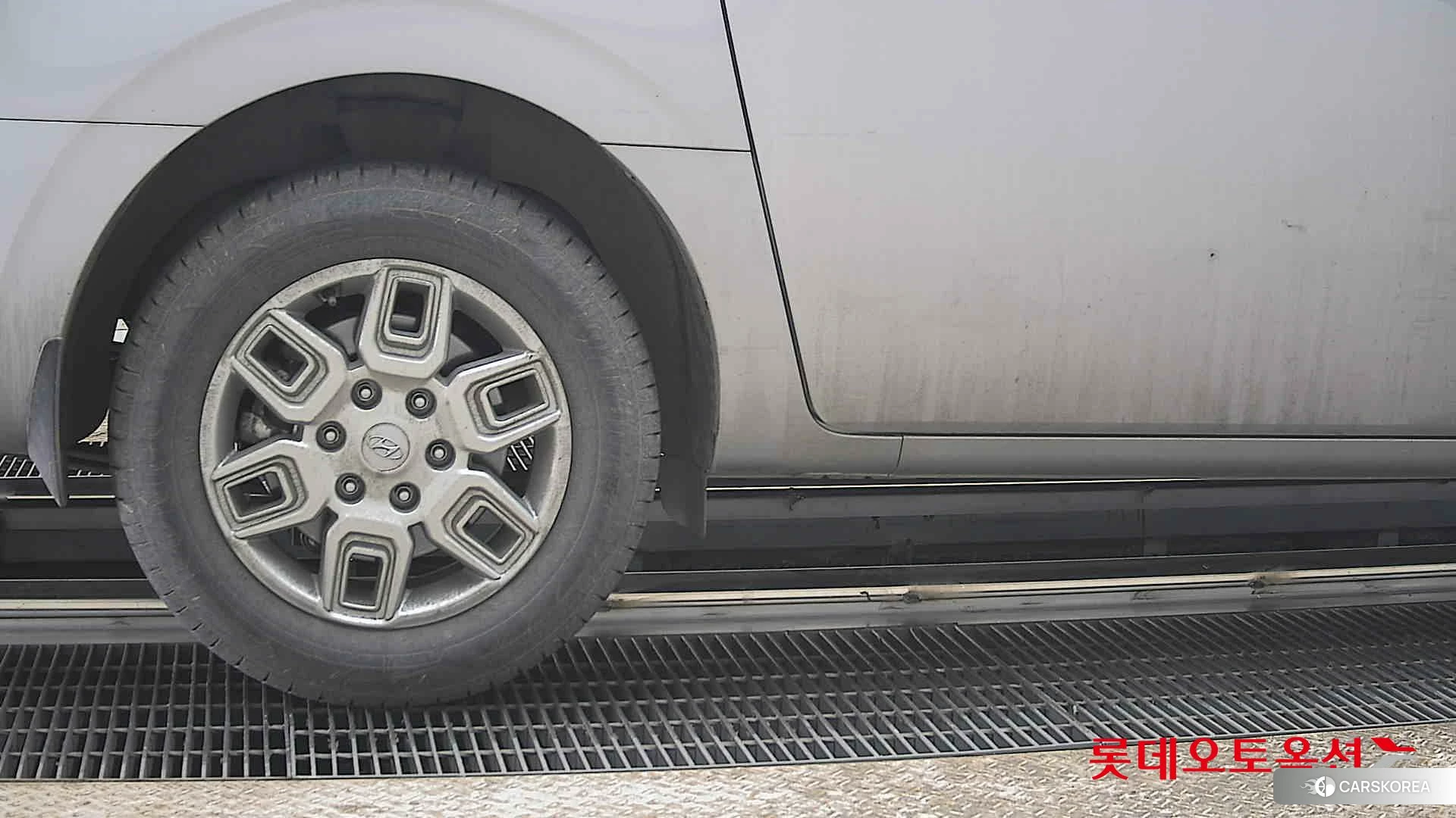 Hyundai Staria id 3881993 из Кореи 16