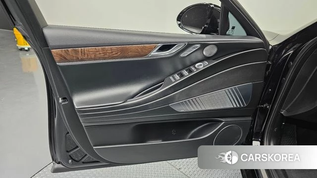 Genesis Electrified G80 (RG3) id 4224153 из Кореи 16