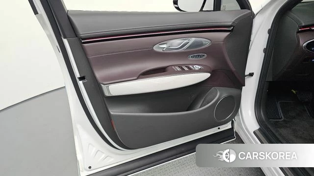 Genesis GV70 id 4607750 из Кореи 16