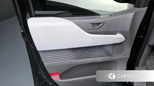 Hyundai Staria id 4248638 из Кореи 16