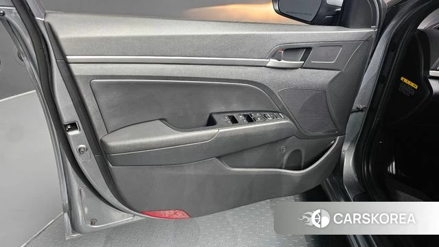 Hyundai Avante AD id 4605390 из Кореи 16
