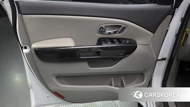 Kia All New Carnival id 4937817 из Кореи 16