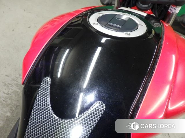 Suzuki GLADIUS 400 id 3947406 из Японии 16