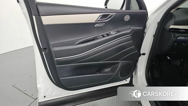 Genesis GV80 id 4665386 из Кореи 16