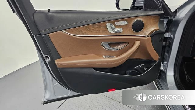 Mercedes-Benz E-Class W213 id 4283783 из Кореи 16