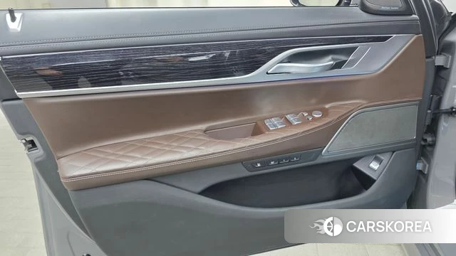 BMW 7 Series (G11) id 4323852 из Кореи 16