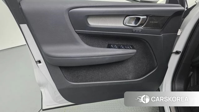 Volvo XC40 id 4848870 из Кореи 16