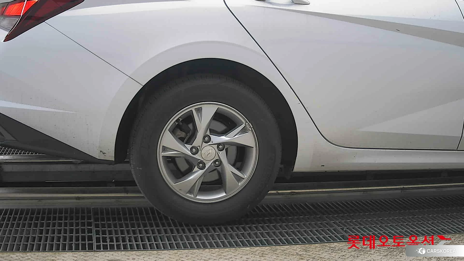 Hyundai Avante id 4289303 из Кореи 16