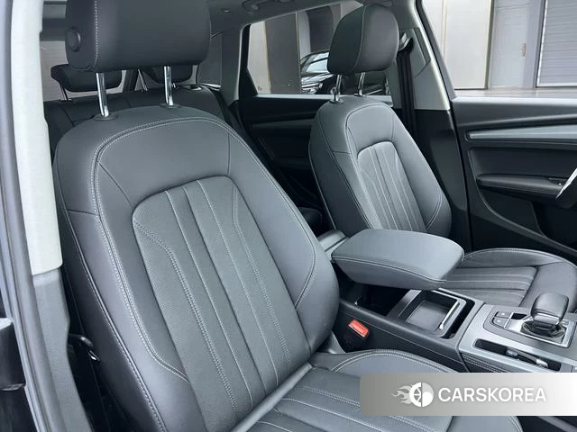 Audi Q5L id 4207308 из Китая 16