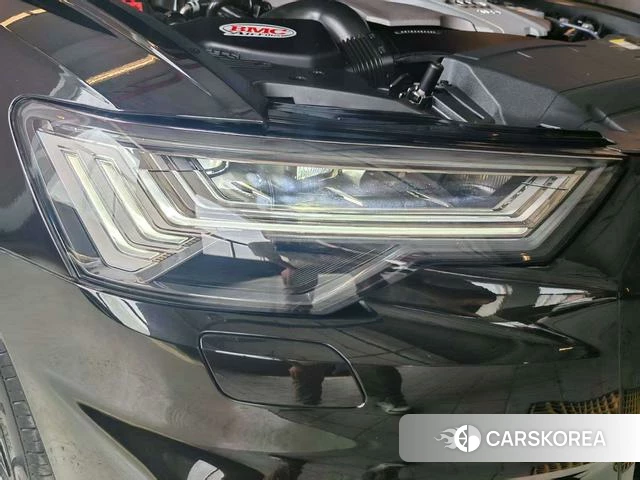 Audi A6L id 4368310 из Китая 16