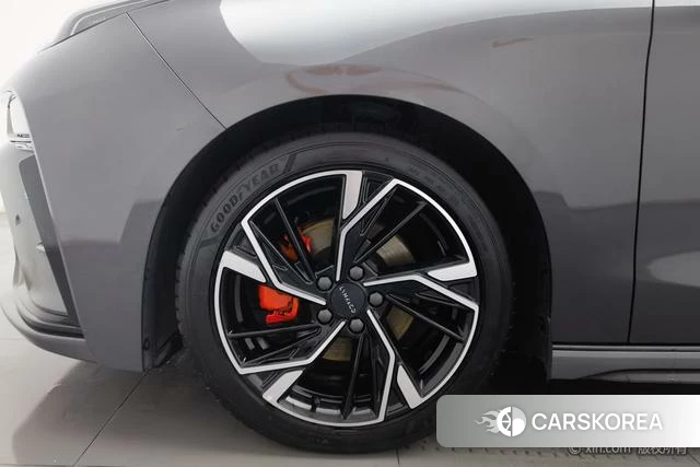 Lynk 03 id 4210497 из Китая 16