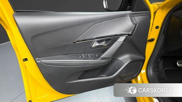 Peugeot e-208 second Generation id 4196126 из Кореи 16