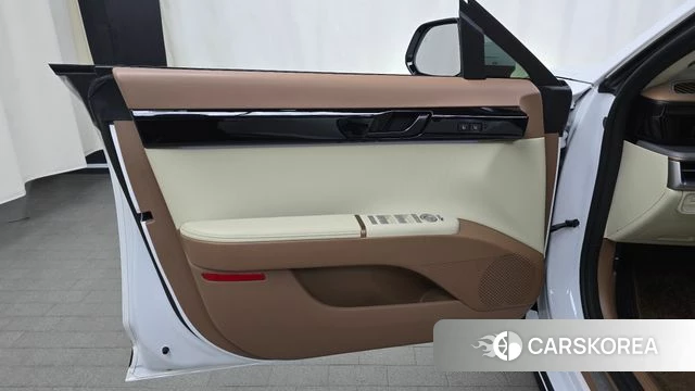 Hyundai Grandeur Hybrid (GN7) id 4719994 из Кореи 16