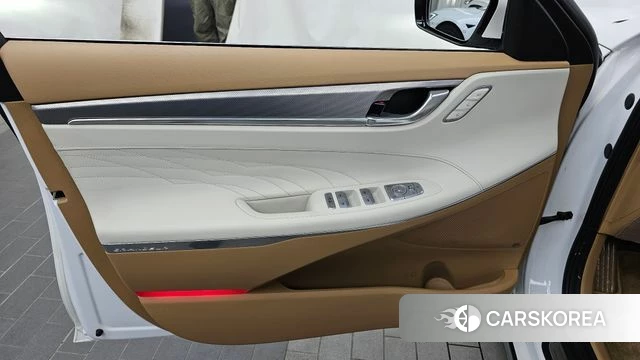 Hyundai The New Grandeur IG id 4502007 из Кореи 16