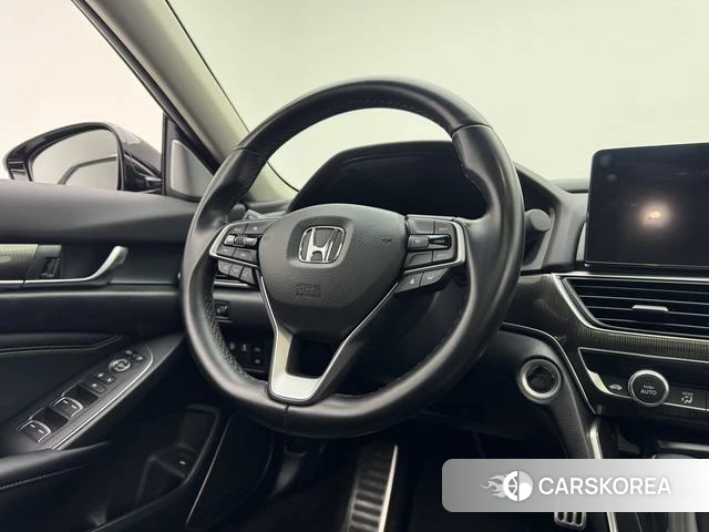 Honda Accord id 4207113 из Китая 16